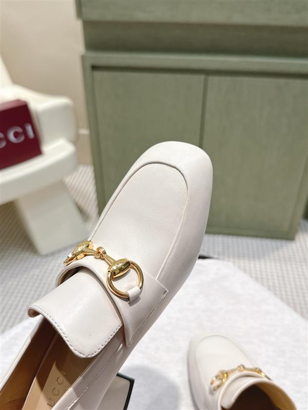 20251127171647889 320